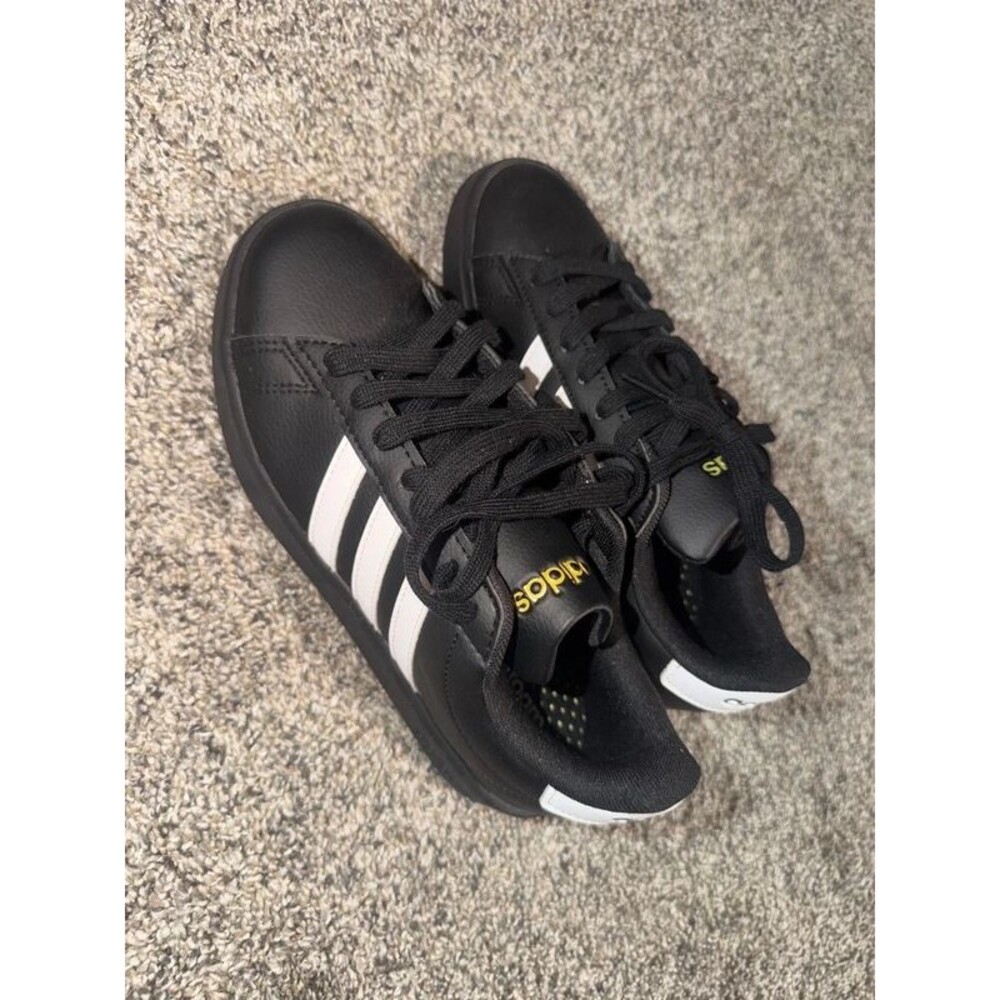 Adidas Grand Court 2.0 Black/White, Sz 6.5 - NEW